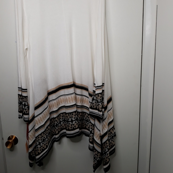 Ruby Rd.White Cardigans - Picture 2 of 11